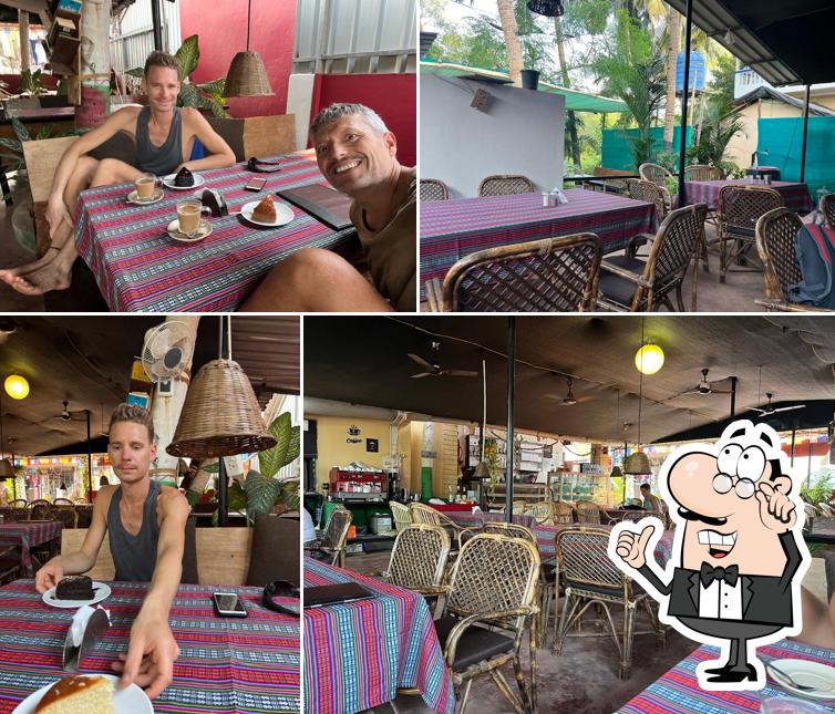 The interior of RAM G. Bakery and Restaurant (Romya)