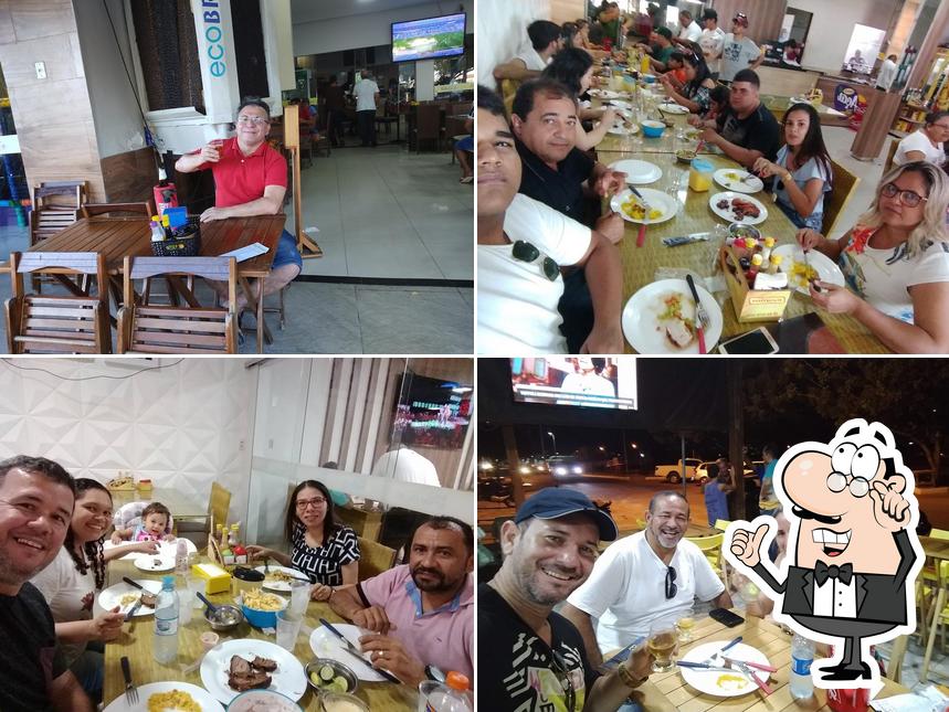 Veja imagens do interior do Churrascaria Rio Branco