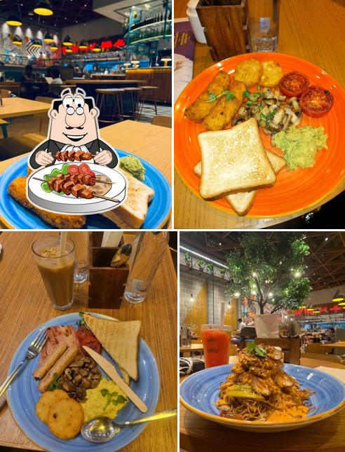 Food at Giraffe world kitchen