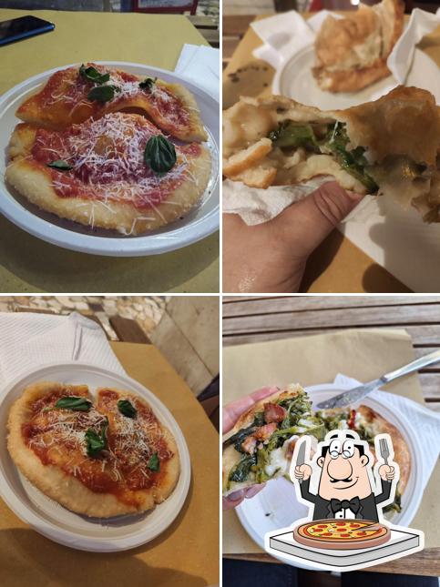 Scegli tra le svariate varianti di pizza