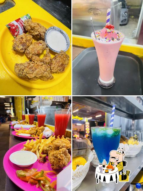 Food at S4Shawarma