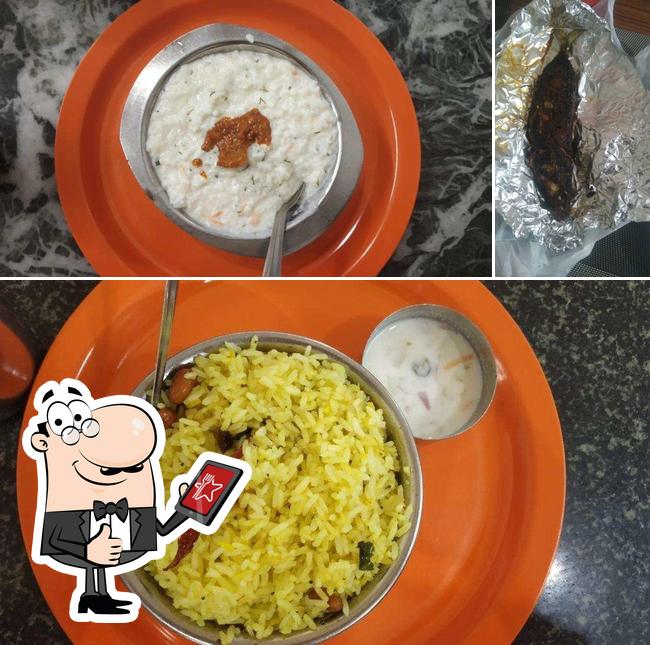 Look at the photo of Fish Corner