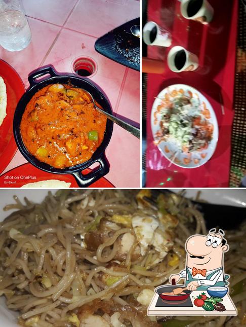 Chicken curry at Kunjalata Family Restaurant