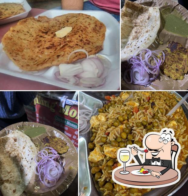 Meals at Pandit Ji Bhalle Wale
