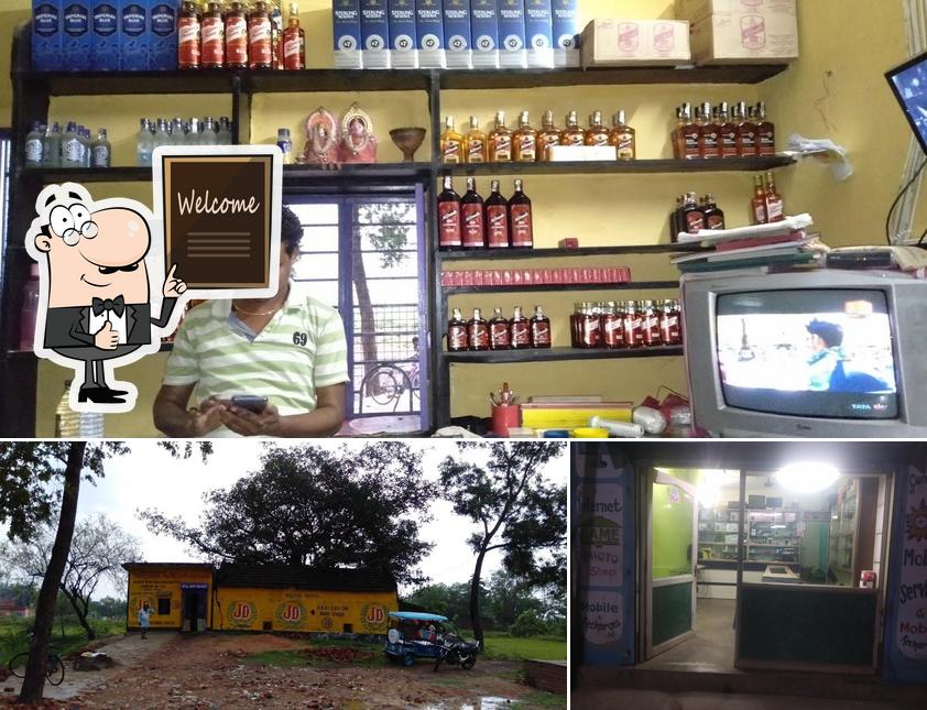 Here's a photo of Faizullabad FL off shop