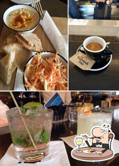 La foto di cibo e bevanda da Le Raymond Bar