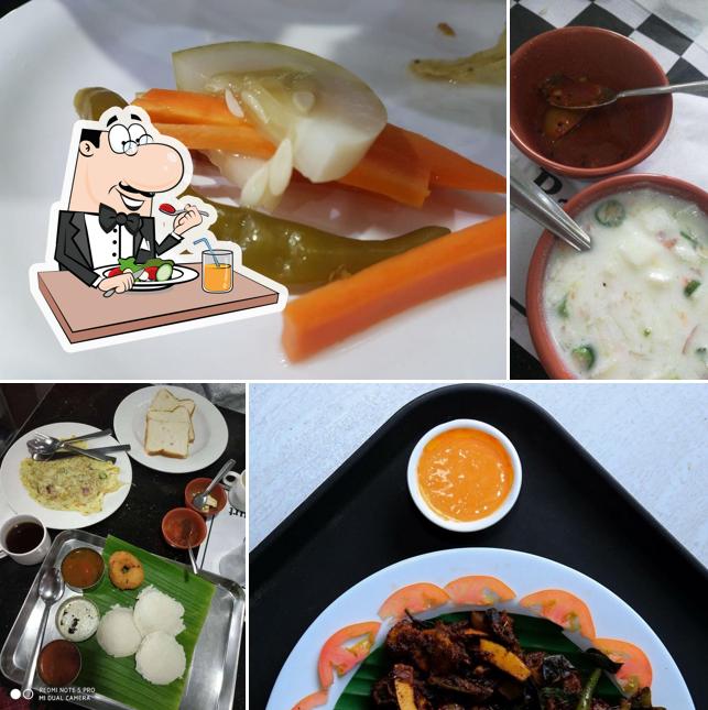 Food at Palace Food Court