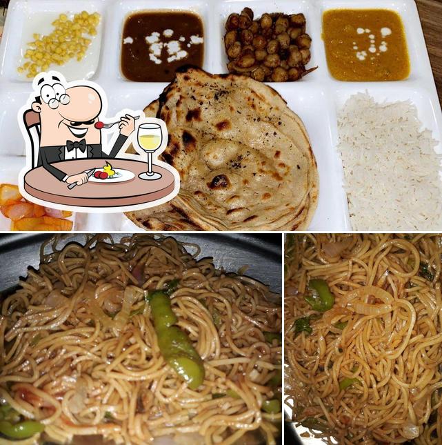 Food at Uttam Food Court