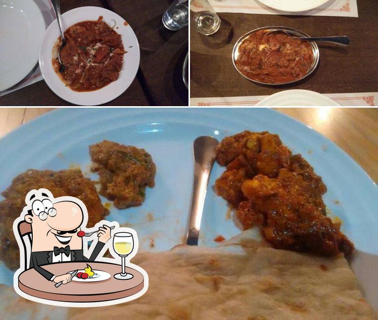 Food at Aangan Horizon