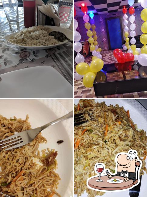 Food at Sholay Party lounge