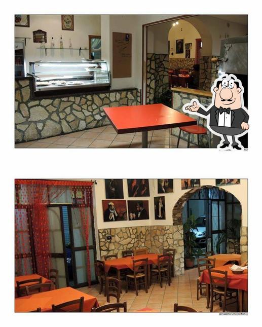 Siediti a un tavolo di Pizzeria Lo Spuntino