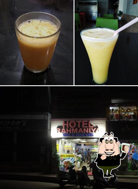 Enjoy a beverage at Hotel Rahmaniya
