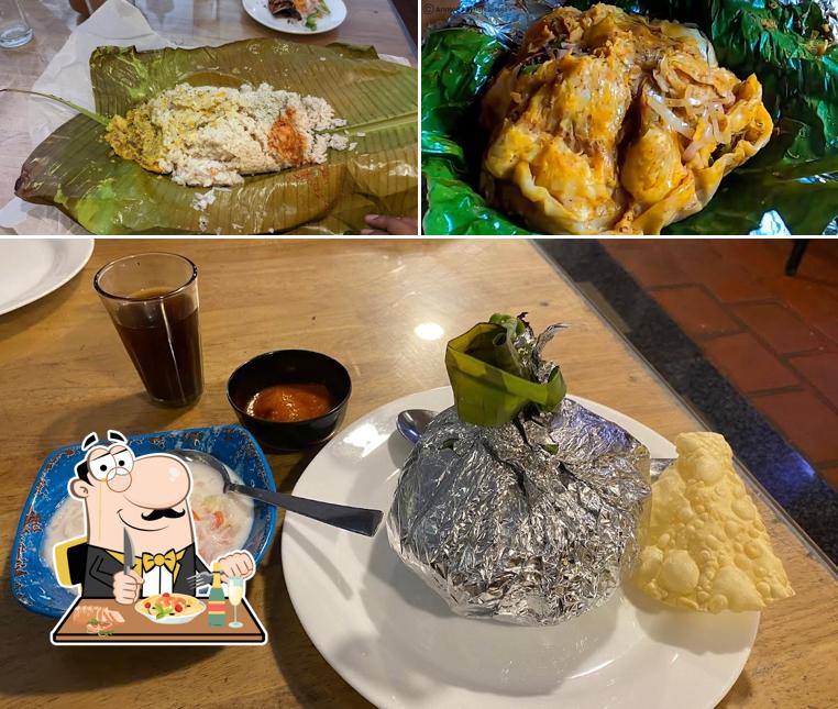 Food at Achayante Adukkala