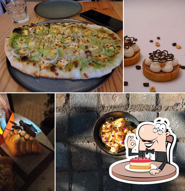 Cheesecake at Aosa Cafe - Bakehouse & Roastery