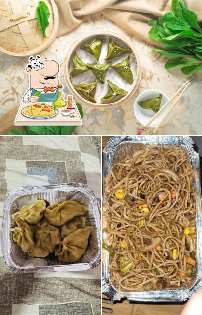 Food at Dimsum box 32