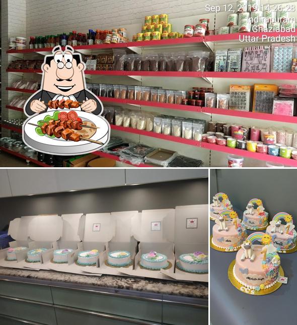 Food at Cake Crown