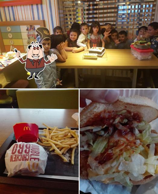 Cibo al McDonald's Alessandria Via Marengo