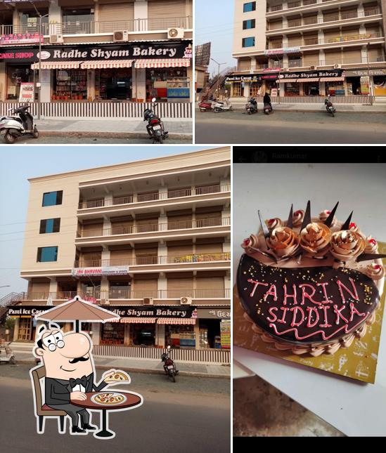 The exterior of Radhesyam Bakery