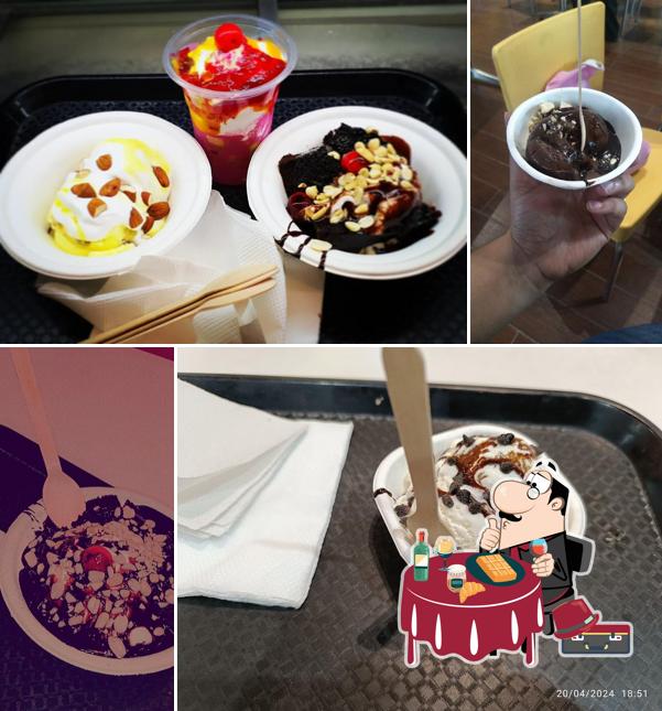 Waffles at Melting Memories
