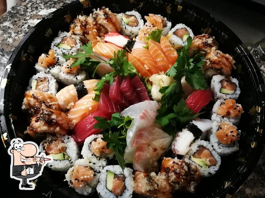 {Restaurant_name} serve piatti di sushi