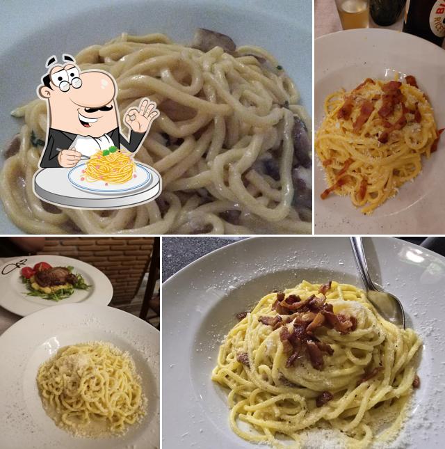 Spaghetti alla carbonara al Antica Trattoria Al Gallinaccio