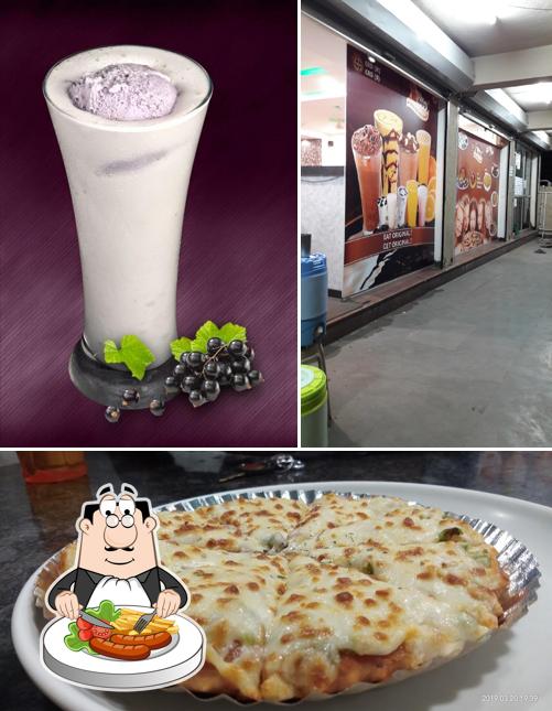 Food at Cad M Cad B