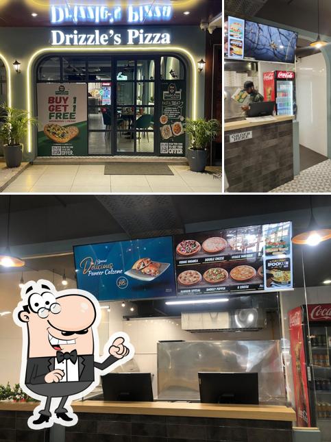 The interior of Drizzle’s Pizza