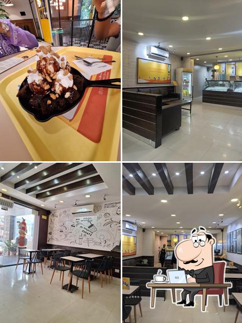The interior of Polar Bear Ice Cream Sundaes - HSR 6th Sector