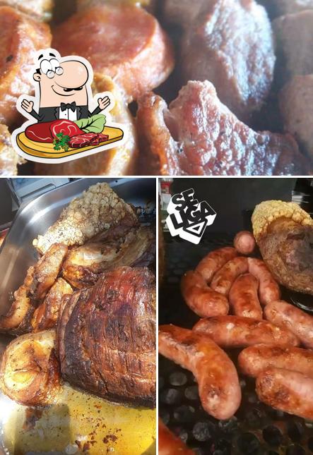 Escolha pratos de carne no Espeto na Brasa Sjc