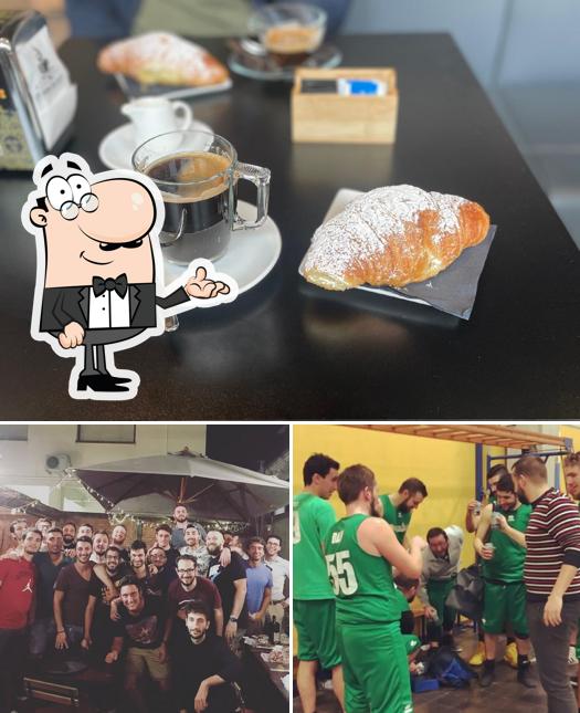 La immagine di interni e cibo da Pick n' Roll