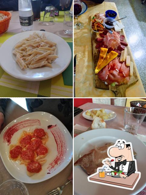 Platti al Trattoria Rosa Peonia