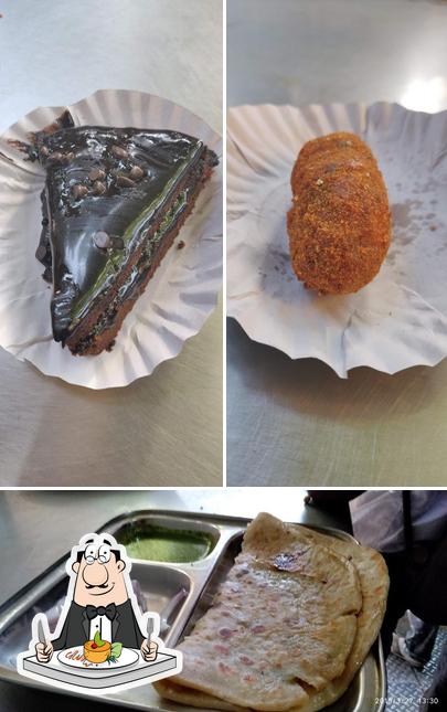 Food at Vrunda's Bekerina
