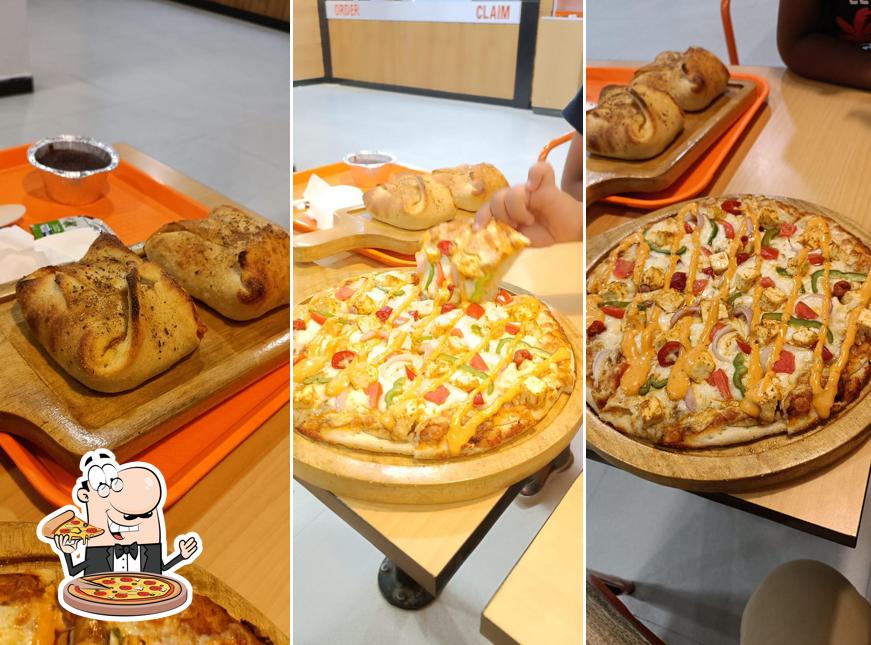 Pick pizza at SNACK SHACK