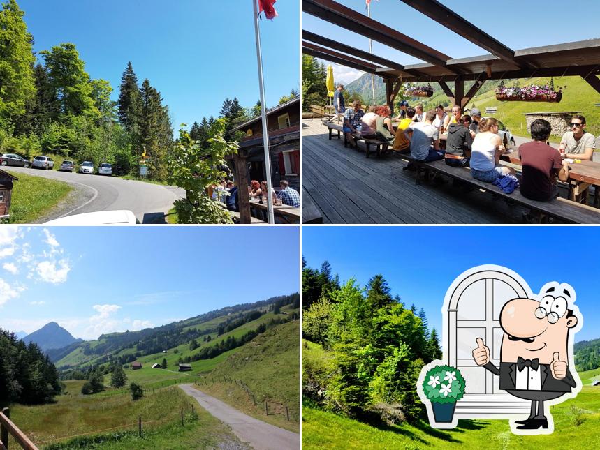Goditi la vista dagli esterni di Gätterlipass