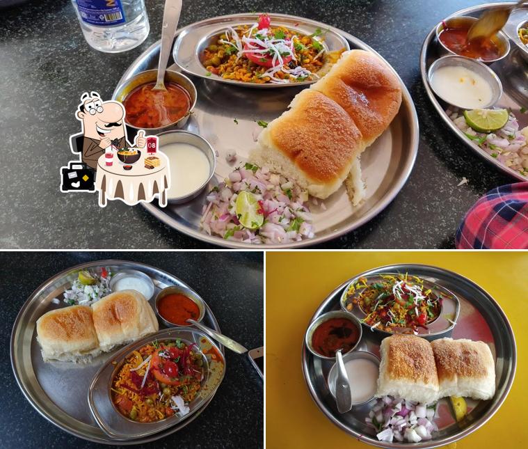 Food at Hotel Aarti