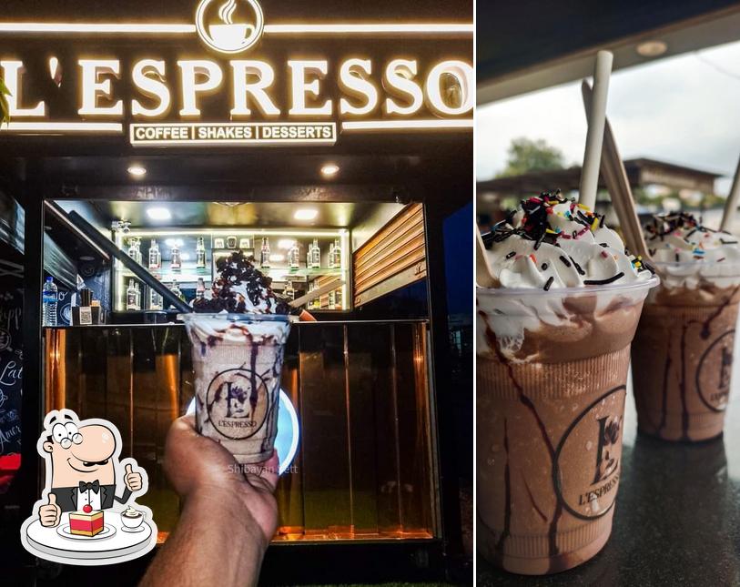 L' Espresso serves a number of desserts