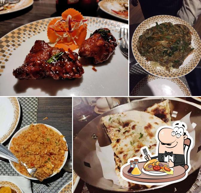 Pick pizza at Marco Polo, Park Street