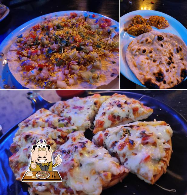 Try out pizza at Maa Jasol restro and cafe