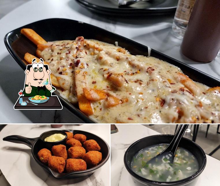 Meals at TimeSquare Cafe