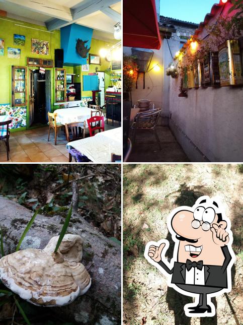 Installez-vous à l'une des tables de Café De Fa