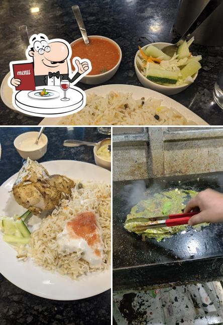 Meals at Mubarak Alraidan Mandhi House
