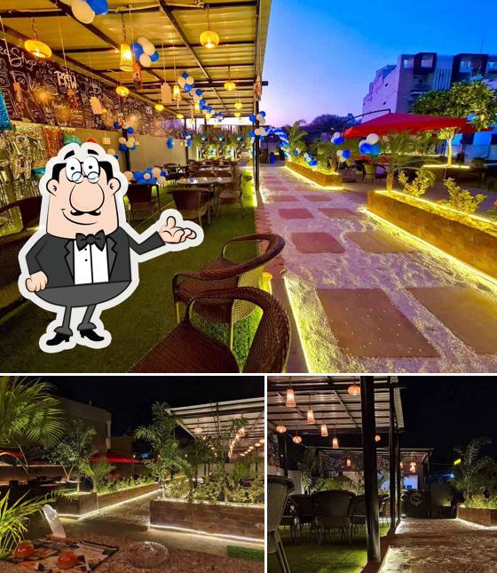 The image of THE YARD CAFE & RESTAURANT’s interior and exterior