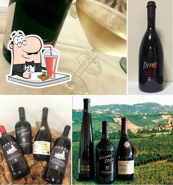 Casa Vinicola Cav. Italo Testa offre un'ampia gamma di drink