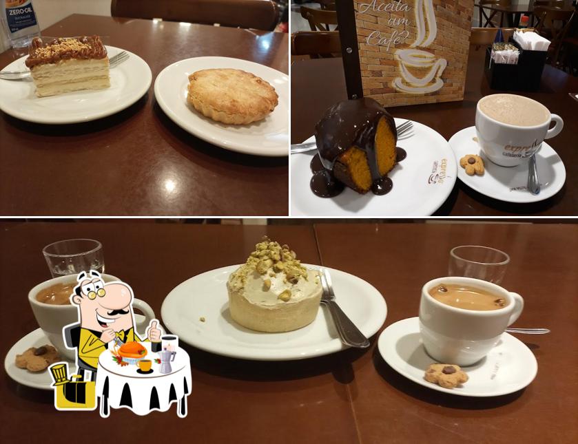 Platos en Expresso Café