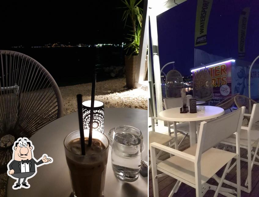Gli interni di Ipanema Beach Bar