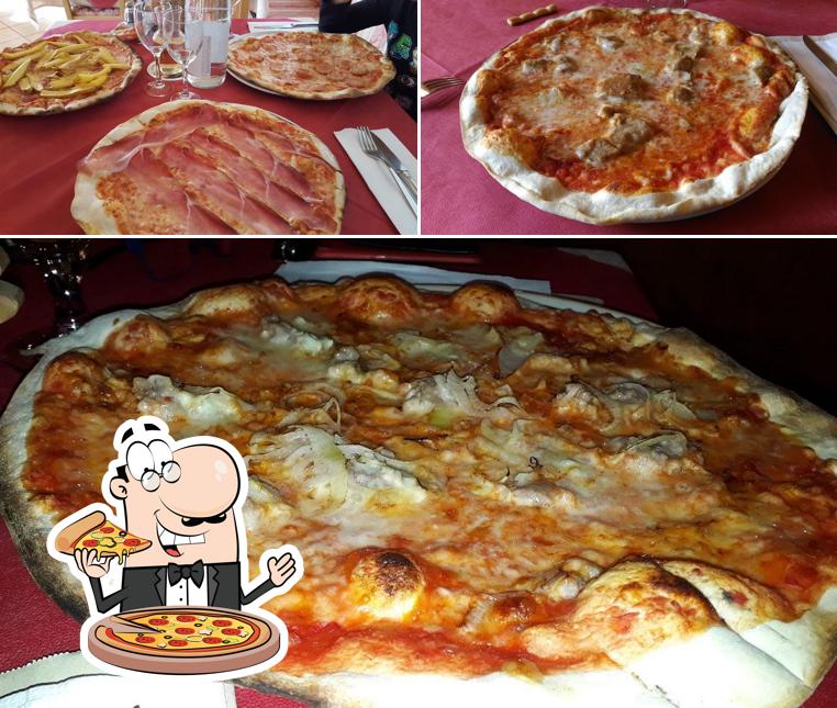 A Pizzeria Ristorante Capriccio, puoi goderti una bella pizza