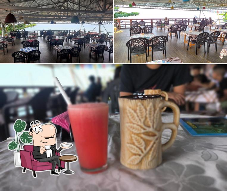 The restaurant's interior and food