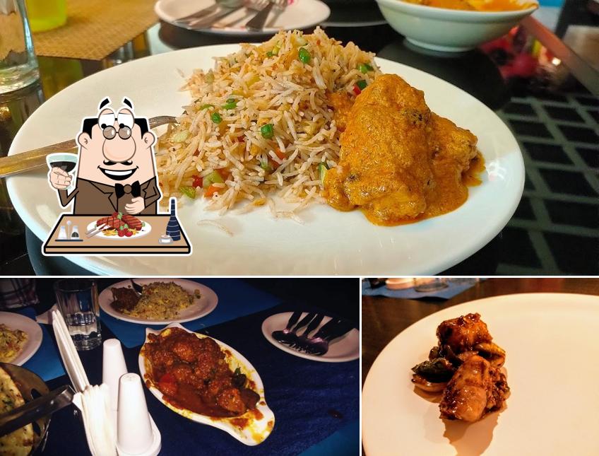 Order meat dishes at Food Street
