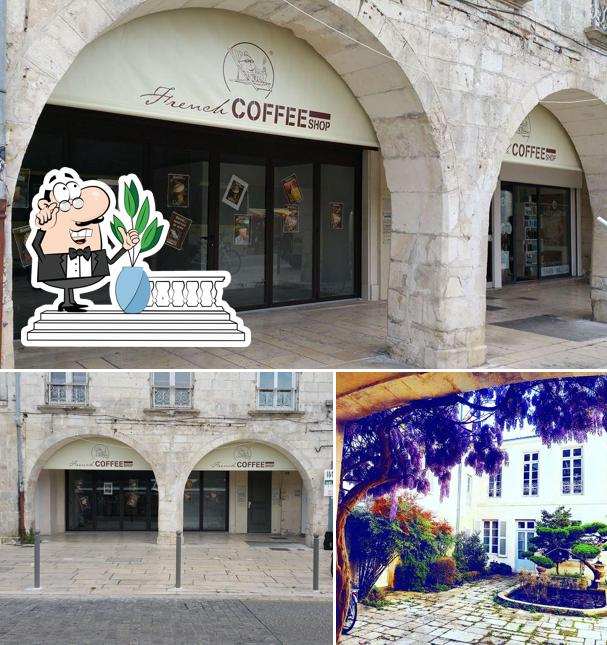 Jetez un coup d’œil à quoi ressemble French Coffee Shop à l'extérieur