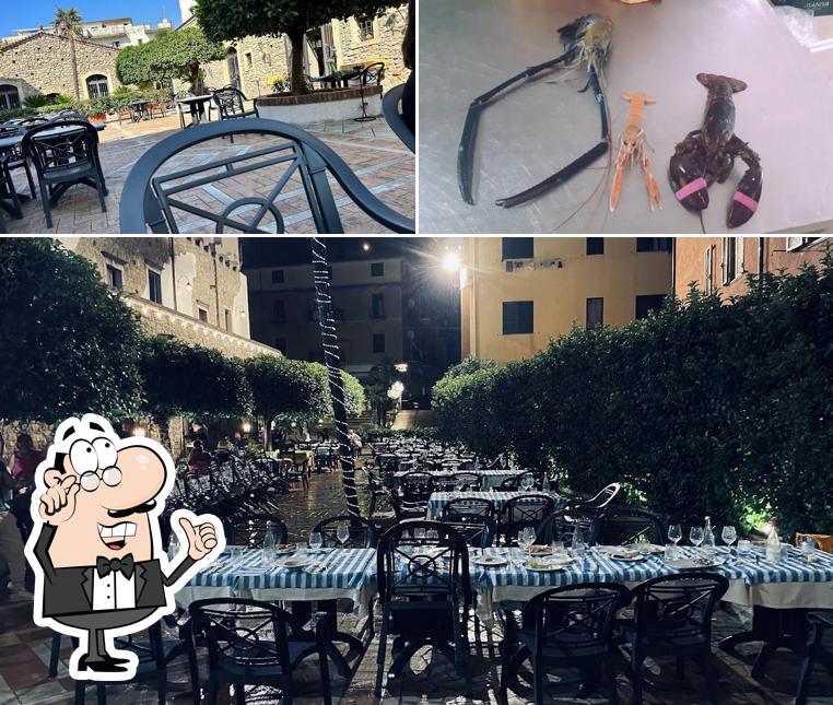 Questa è la immagine che raffigura la interni e cibo di Dragut